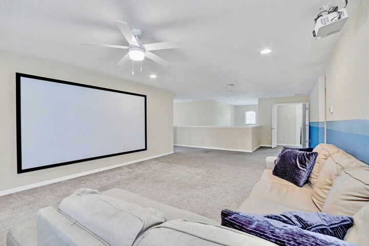 Room 10 of 44