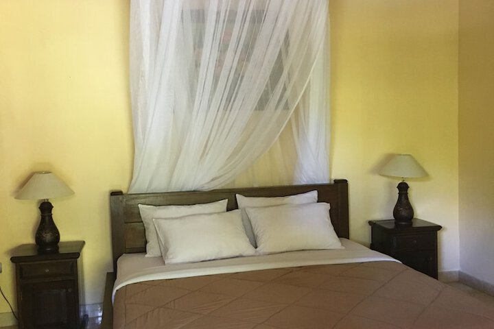 Room 10 of 79