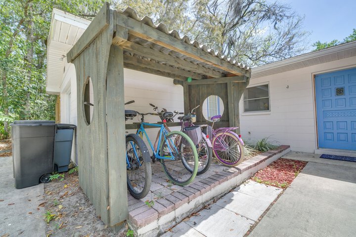 Dock & Kayaks: Riverfront Dunnellon Home!