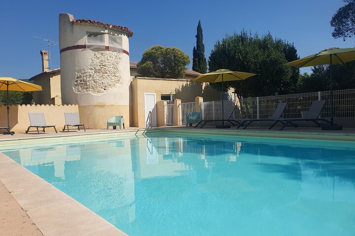 Hotel with Pool