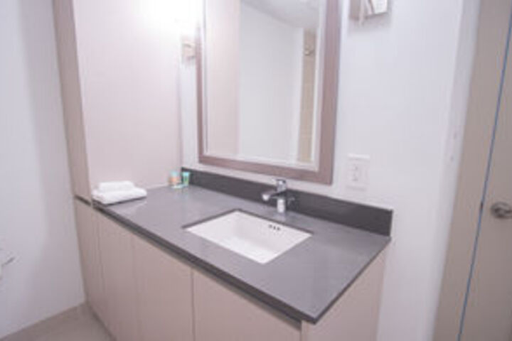 Room 34 of 150