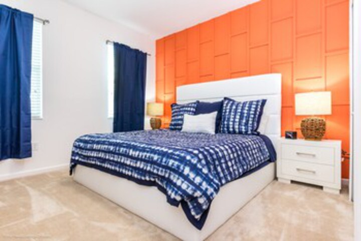 Room 180 of 241
