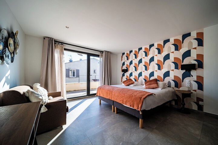 Room 46 of 128