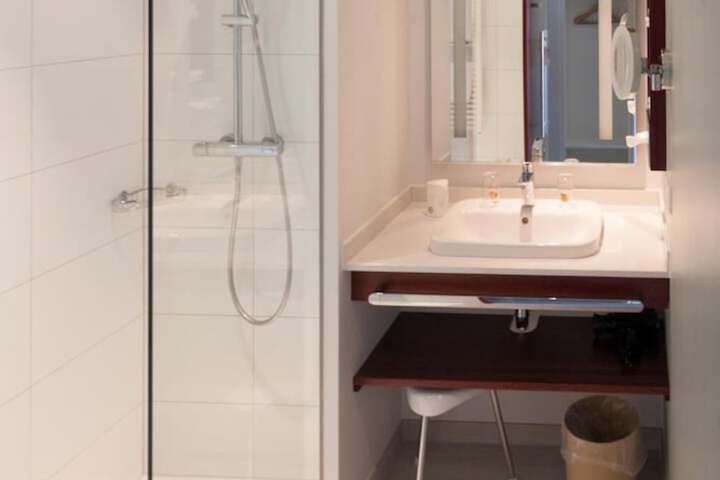 Bath Photo