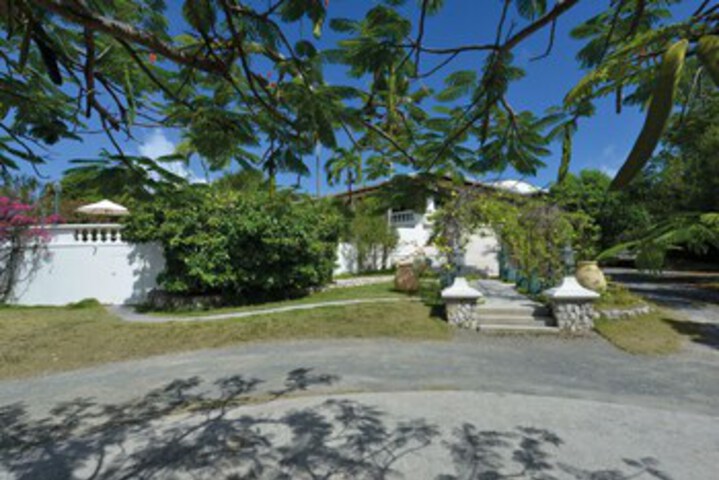 Property Grounds 20 of 27