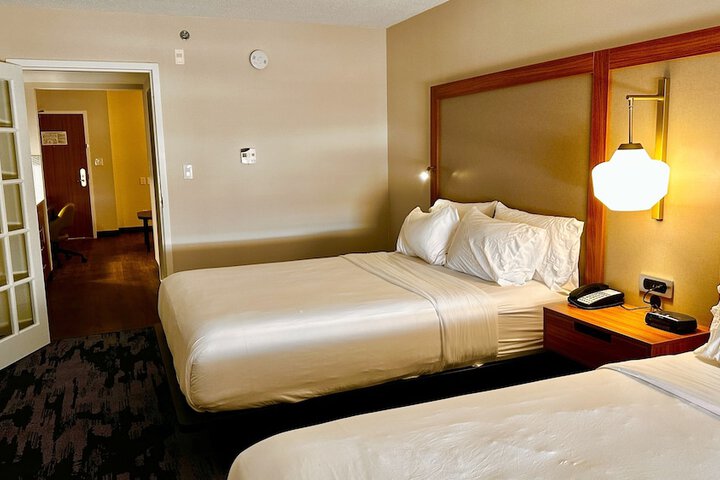 Room 22 of 74