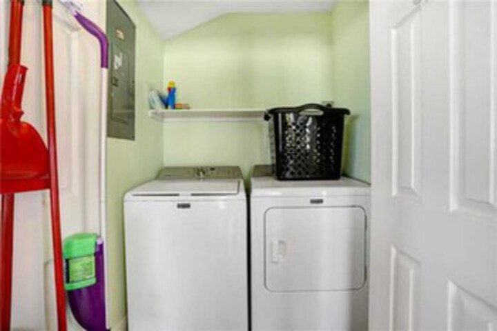 Laundry 37 of 80