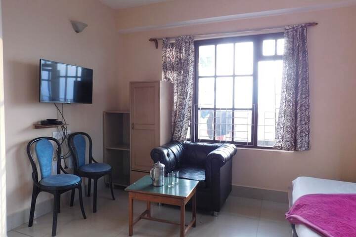 Room 6 of 22