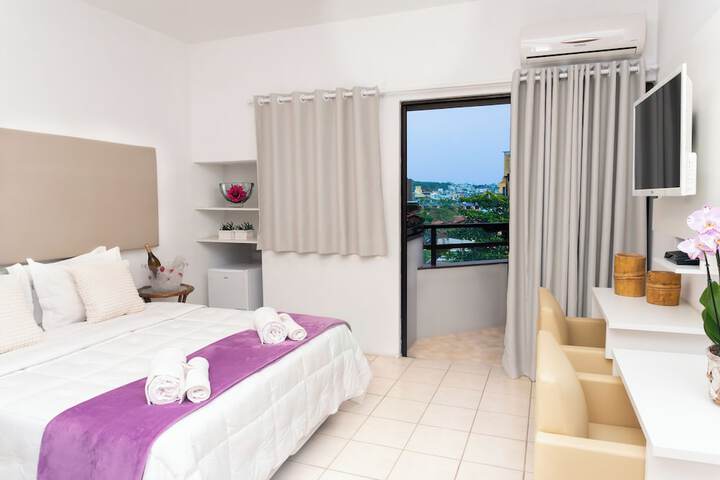 Room 7 of 17