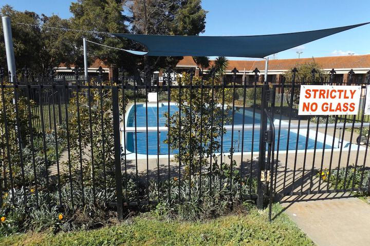Pool 37 of 50