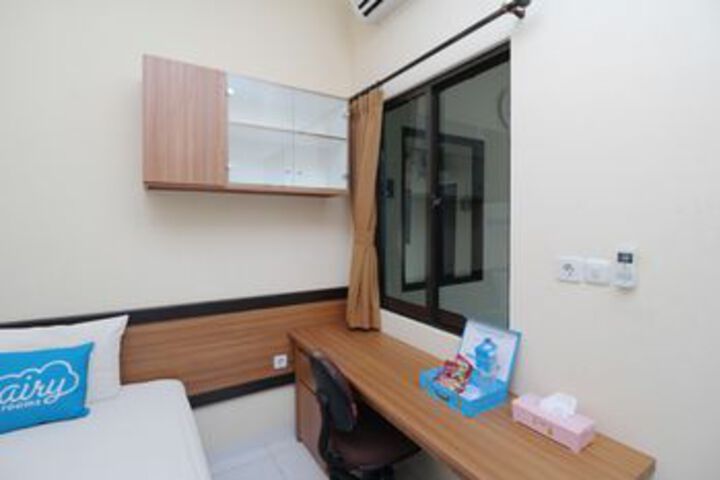 Room 12 of 37