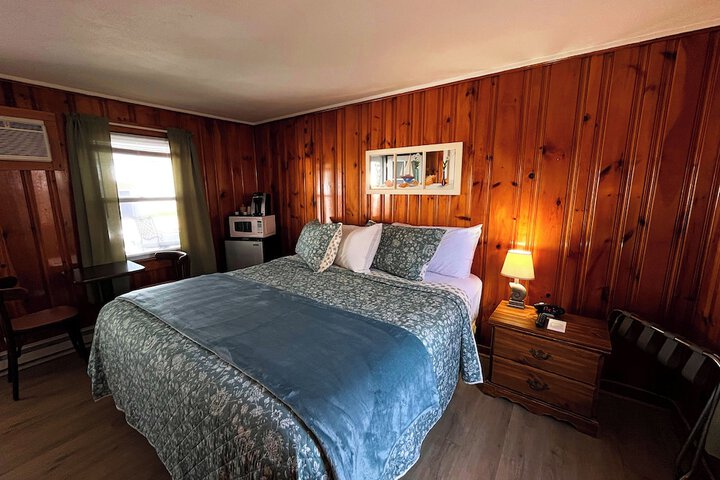 Deluxe Single Room (4 of 4)