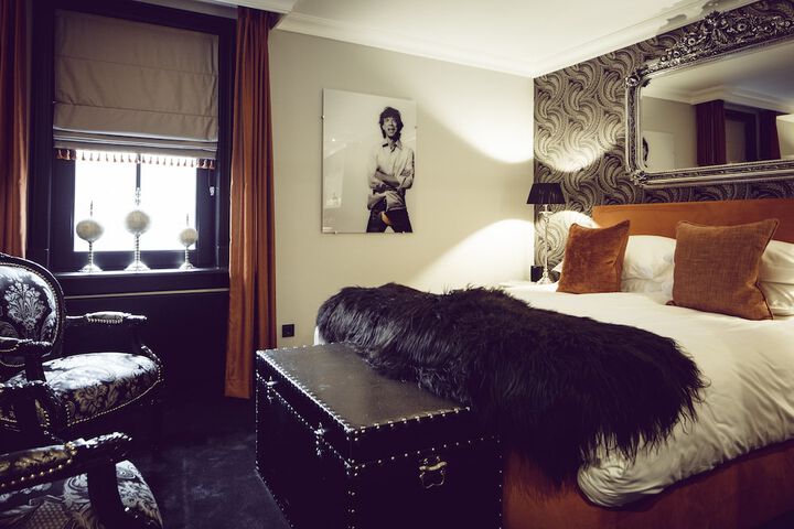 Room 7 of 68