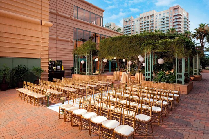 Banquet hall