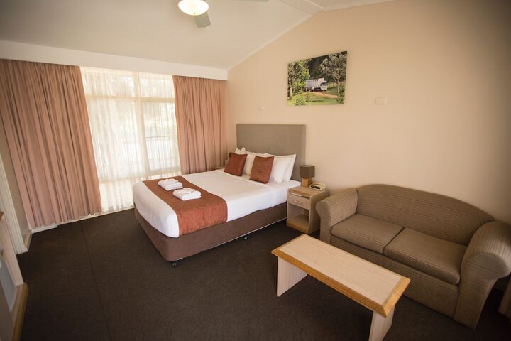 Room 9 of 46