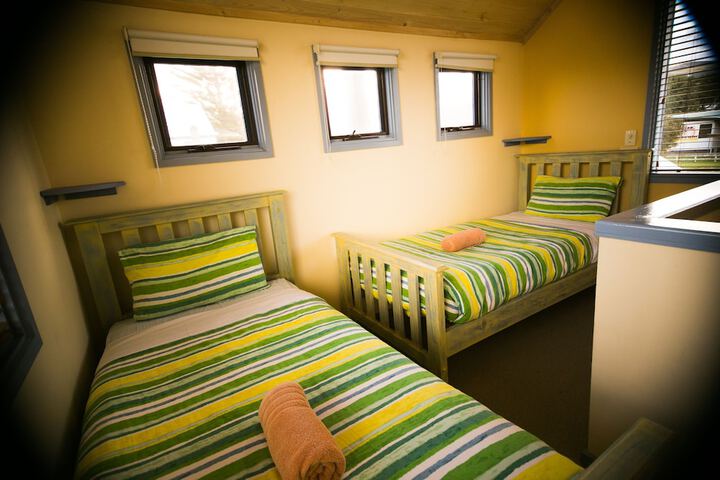 Room 3 of 105