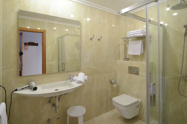 Bath Photo