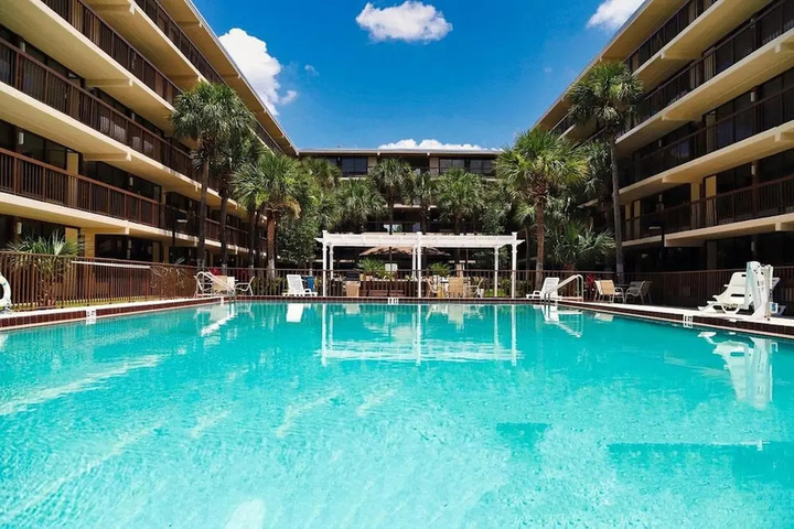 Pool 9 of 15