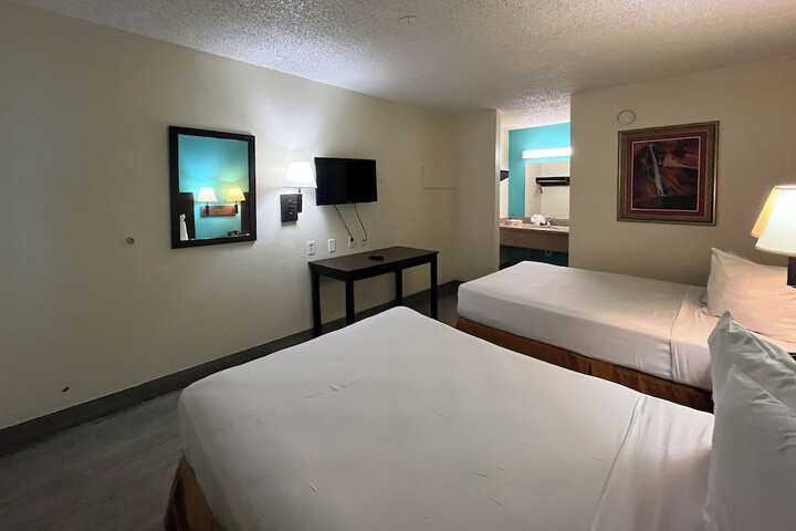 Room 5 of 26