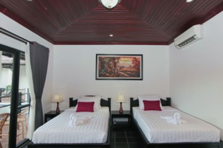 Room 5 of 50
