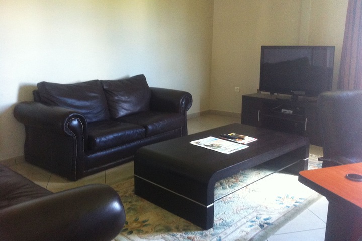 Room 10 of 30