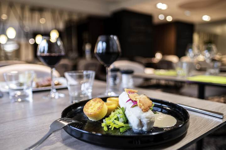 Dining 57 of 114