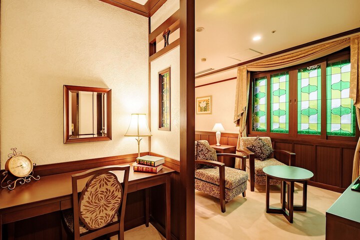 Room 30 of 117