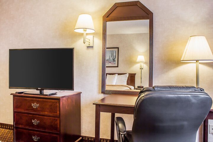Room 34 of 46