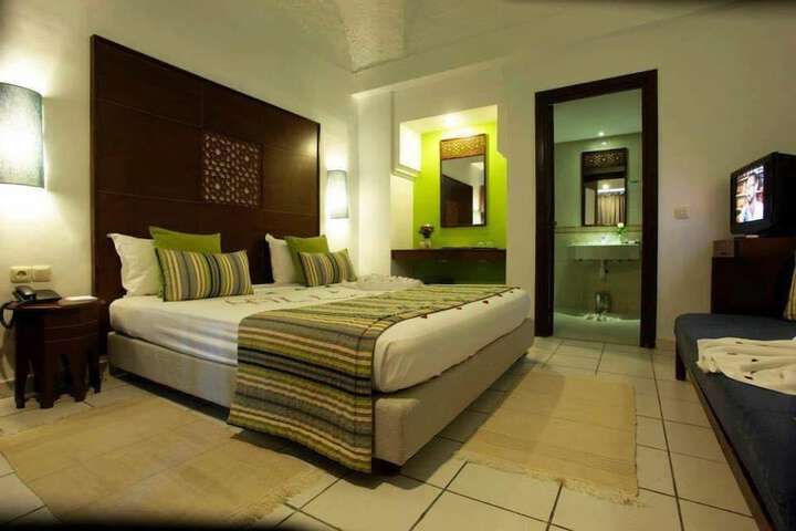 Room 7 of 22