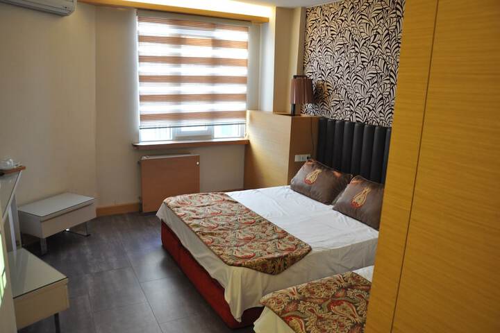 Room 14 of 21