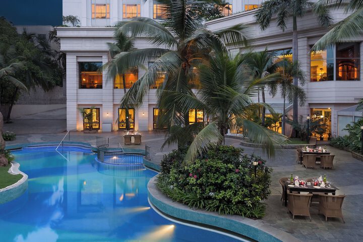 Hotel with Pool