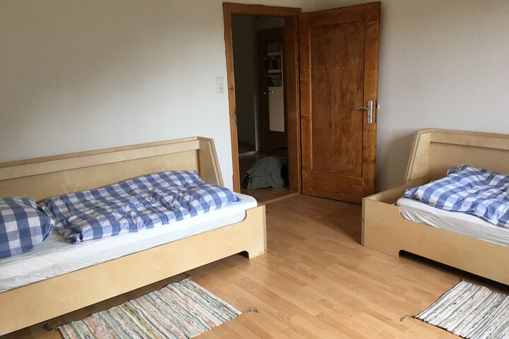 Room 11 of 48