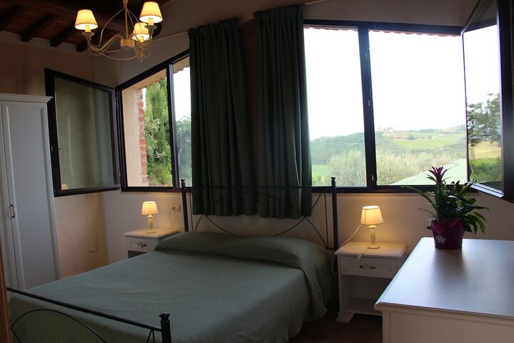 Room 8 of 51