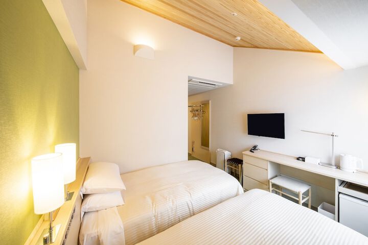 Room 14 of 91