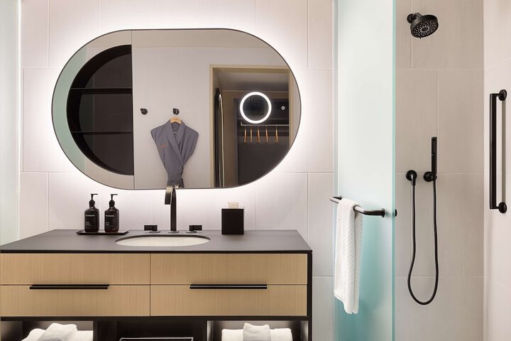 Bathroom shower