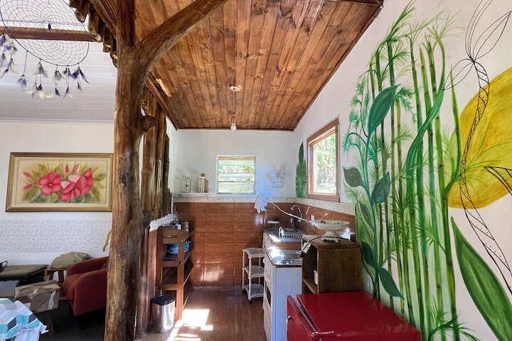 Room 8 of 27