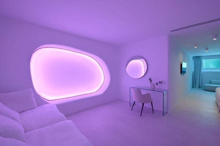 Room 22 of 115