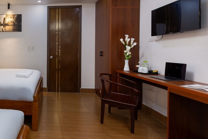 Room 18 of 40
