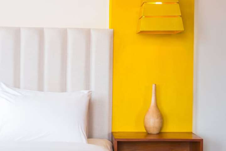 Room 47 of 169