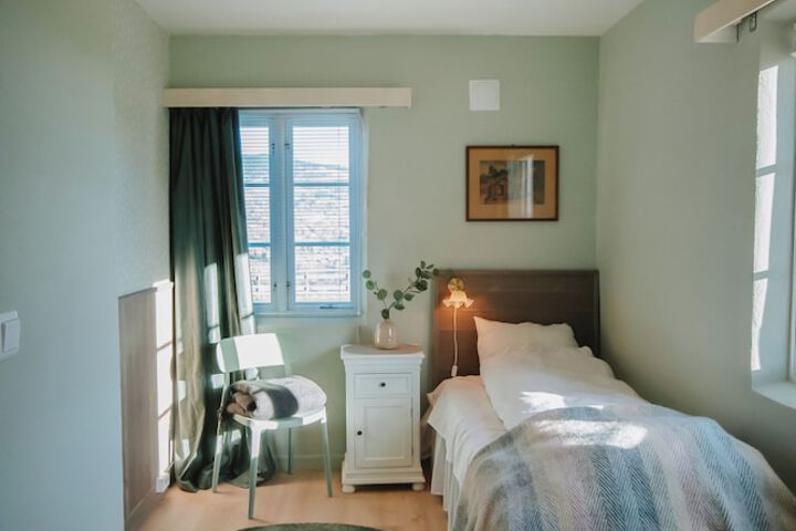 Room 36 of 92