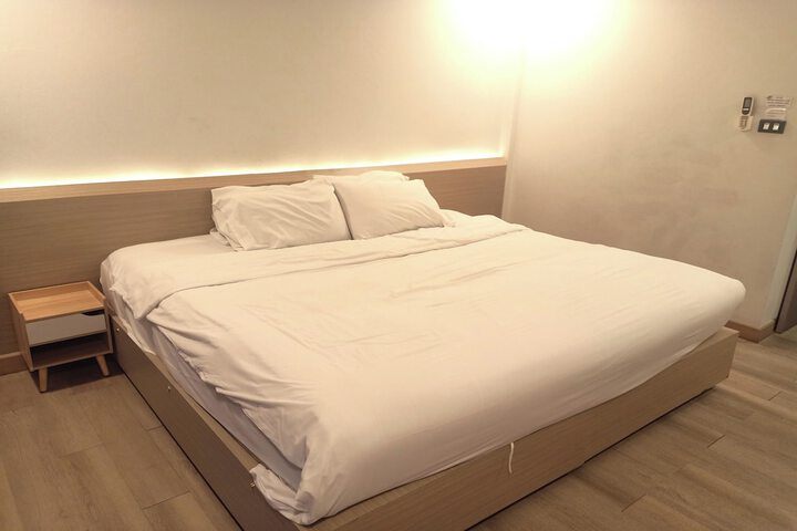 Room 5 of 39