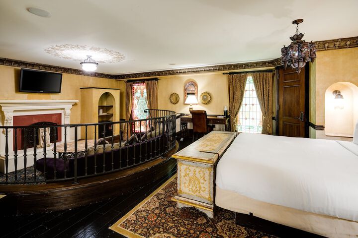 1 King Bed (14 of 66)