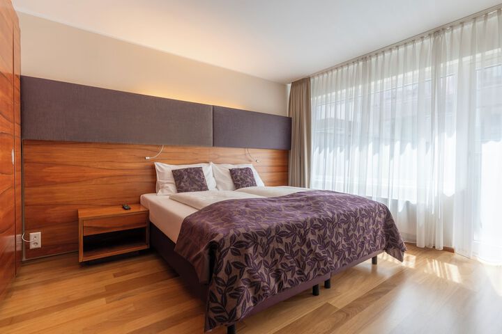 Room 32 of 109