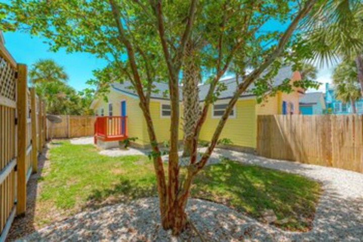 Property Grounds 17 of 21