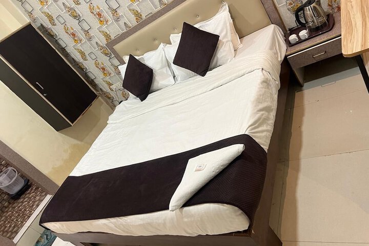 Room 52 of 88