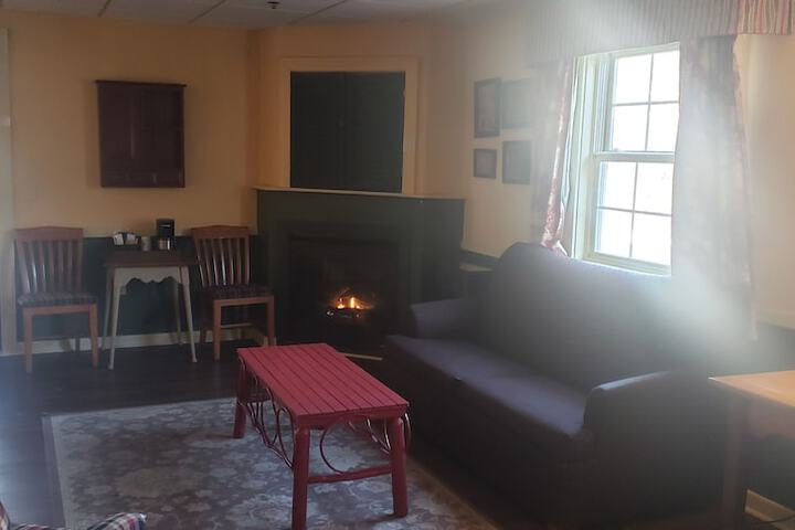 Room 20 of 259