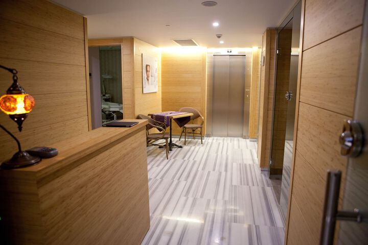 Ballroom/Hall 45 of 55