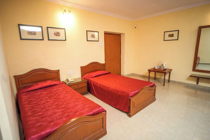 Room 9 of 135