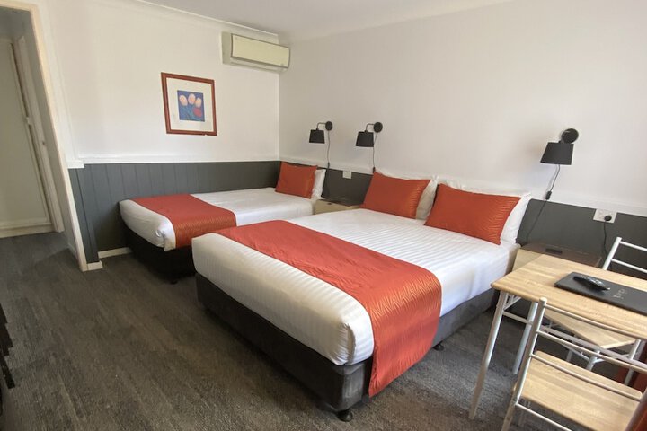 Room 22 of 47