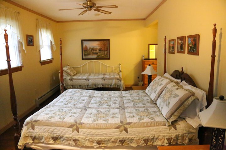 Room 22 of 165